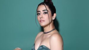 jonita gandhi age